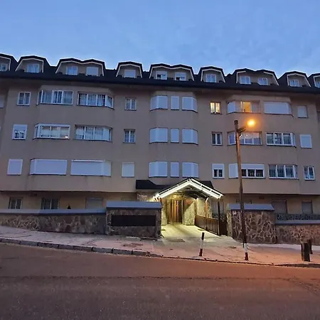 Appartement Acogedor En Con Piscina Acceso Directo A Silla Sierra Nevada
